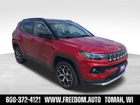 Used 2025 Jeep Compass Limited AWD/4WD image 11