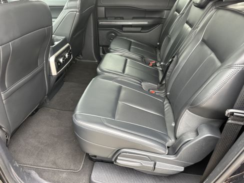 Used 2024 Ford Expedition Max XLT AWD/4WD image 23