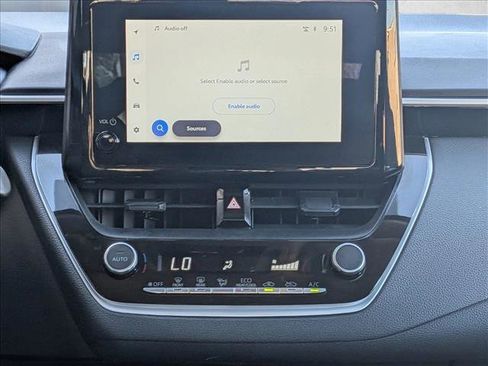 Used 2025 Toyota Corolla LE image 14