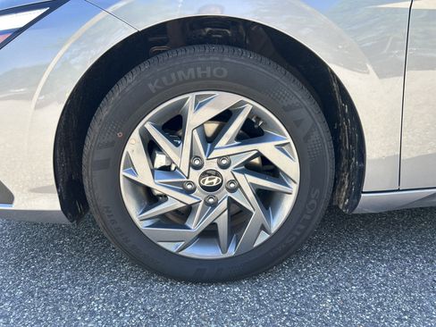 New 2026 Hyundai Elantra Hybrid FWD image 11