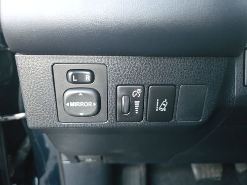 Used 2017 Toyota RAV4 SE w/ Power Special Value Package image 26