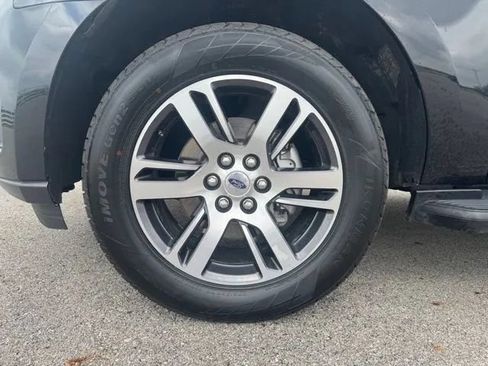 Used 2024 Ford Expedition Limited AWD/4WD image 34