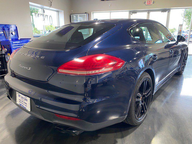 Used 2014 Porsche Panamera S RWD image 6