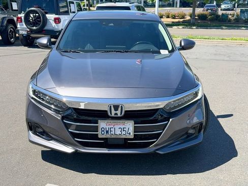Used 2021 Honda Accord Touring image 3
