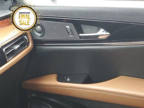 Certified 2023 Lincoln Nautilus Reserve w/ Equipment Group 201A image 24