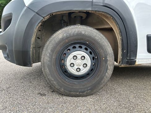 Used 2023 RAM ProMaster 2500 FWD image 7