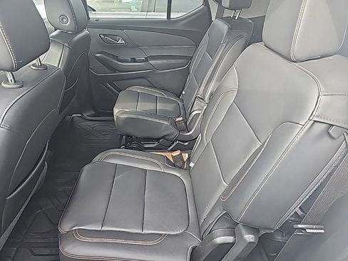 Used 2020 Chevrolet Traverse LT w/ Driver Confidence II Package image 23
