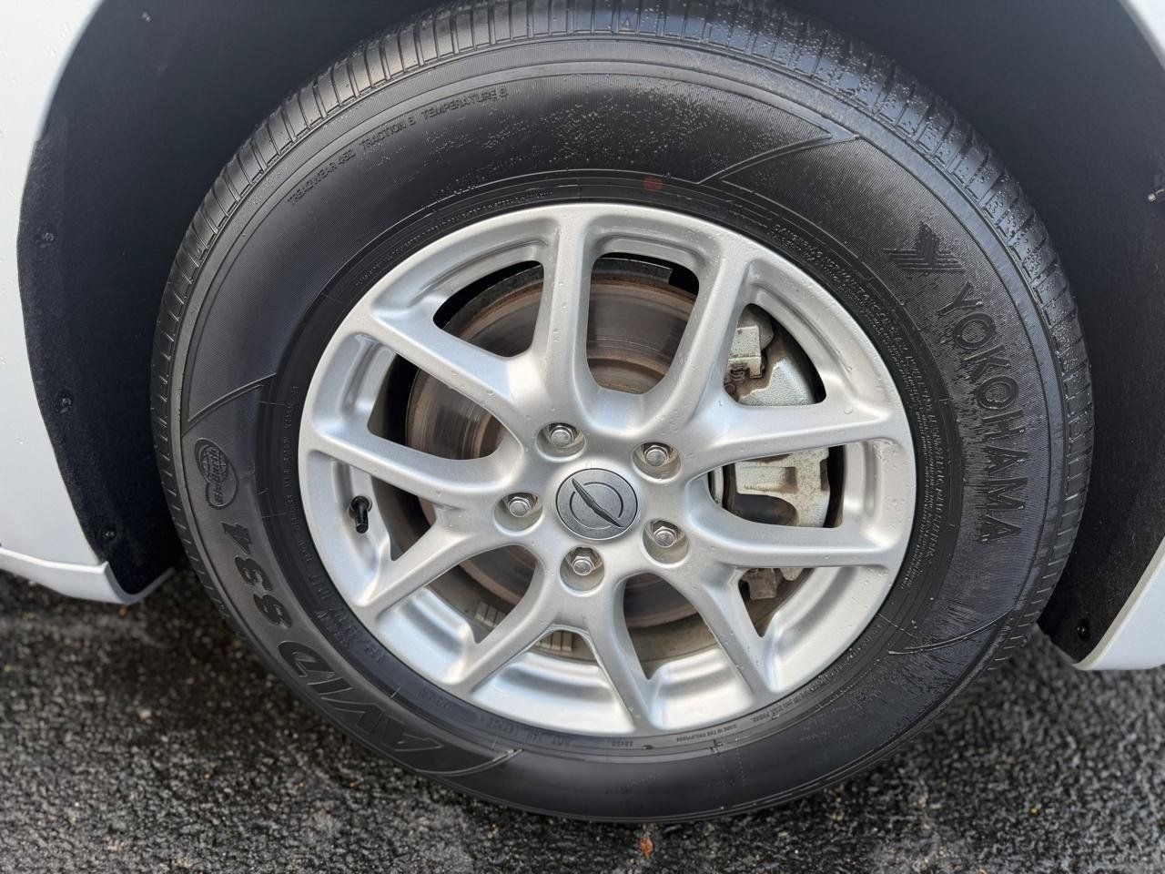 Used 2024 Chrysler Voyager LX FWD image 9