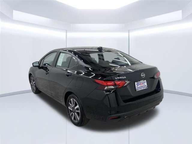 Used 2025 Nissan Versa SV FWD image 3