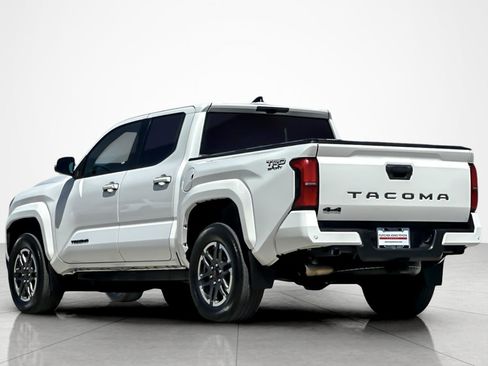 Certified 2024 Toyota Tacoma TRD Sport w/ TRD Sport Premium Package AWD/4WD image 3