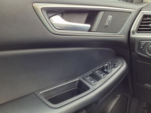 Used 2023 Ford Edge SEL w/ Convenience Package image 21