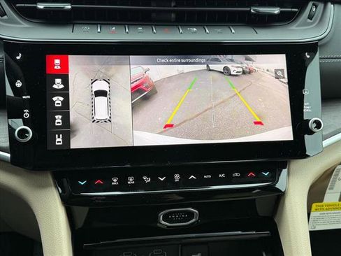 New 2026 Jeep Grand Cherokee Limited w/ Luxury Tech Group II image 10