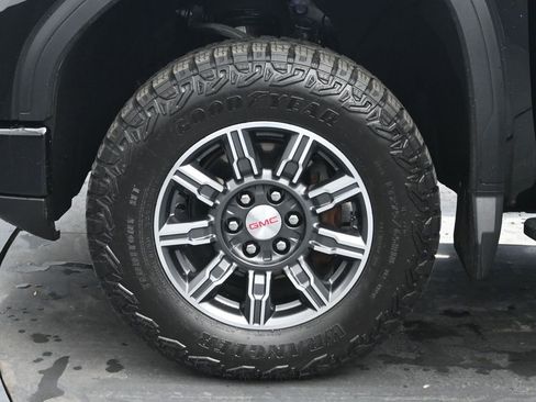 Used 2025 GMC Sierra 1500 AT4 w/ AT4 Premium Package image 36