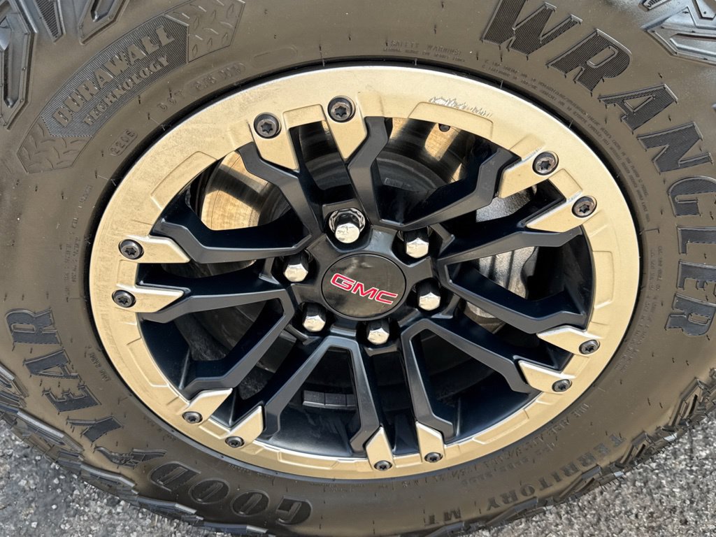 Used 2024 GMC Sierra 1500 AT4X AWD/4WD image 50