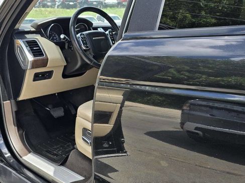 Used 2014 Land Rover Range Rover Sport HSE image 11
