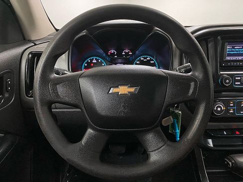 Used 2016 Chevrolet Colorado W/T image 16