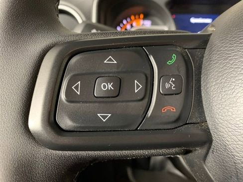 Used 2026 Jeep Wrangler Rubicon AWD/4WD image 24