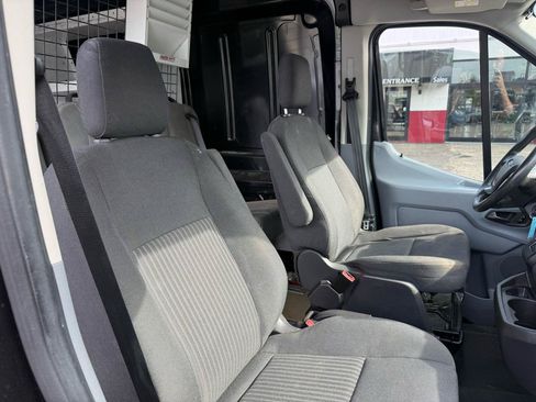 Used 2015 Ford Transit 250 148 Medium Roof RWD image 22