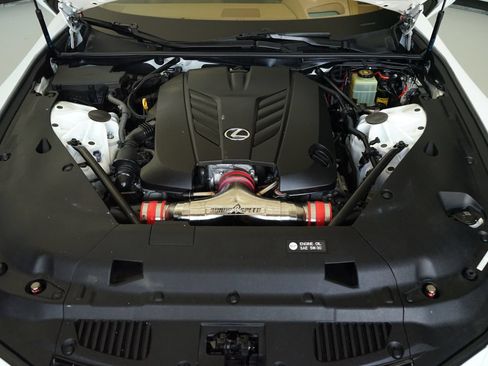 Used 2018 Lexus LC 500 Coupe w/ Performance Package RWD image 39