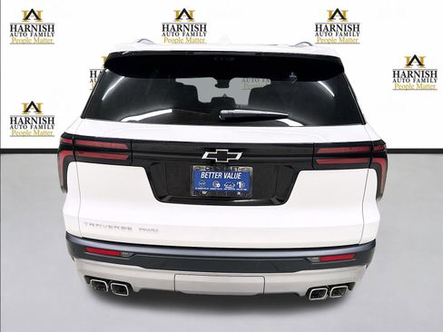 New 2026 Chevrolet Traverse LT w/ Driver Confidence Package AWD/4WD image 6