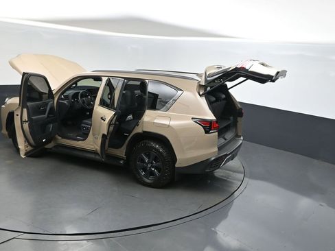 Used 2025 Lexus LX 700h Overtrail image 50