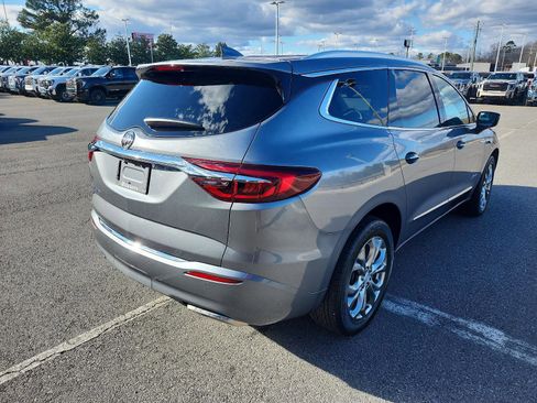 Certified 2021 Buick Enclave Avenir w/ Avenir Technology Package image 3