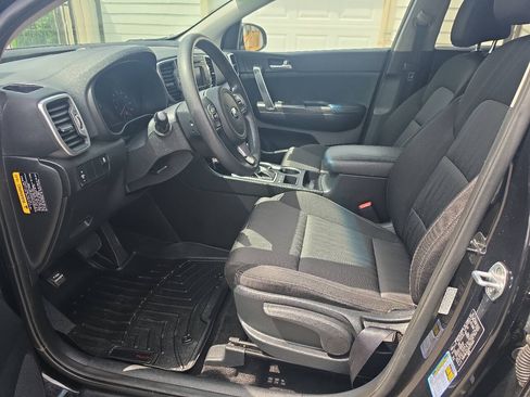 Used 2017 Kia Sportage LX AWD/4WD image 7