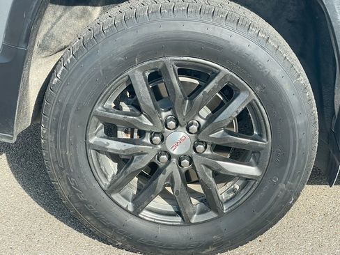 Used 2019 GMC Acadia SLT image 5