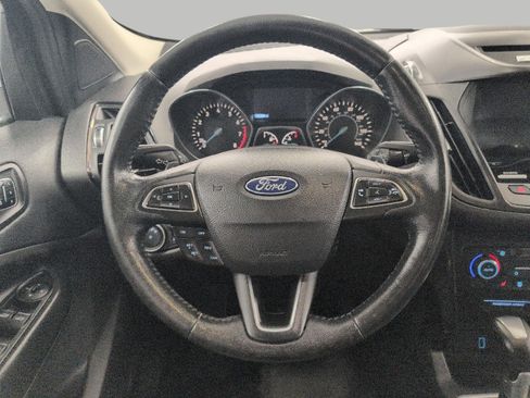 Used 2017 Ford Escape Titanium AWD/4WD image 5
