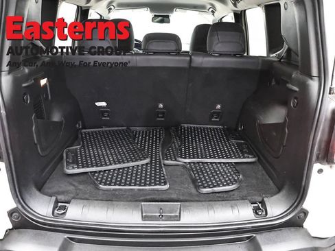 Used 2023 Jeep Renegade Limited AWD/4WD image 9