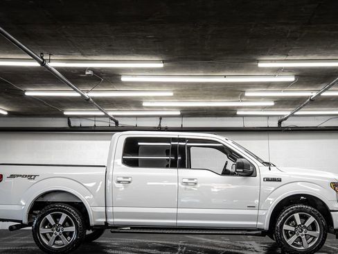 Used 2016 Ford F150 XLT w/ Equipment Group 302A Luxury image 6