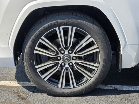 New 2025 Lexus LX 700h Luxury w/ Appearance Package image 9