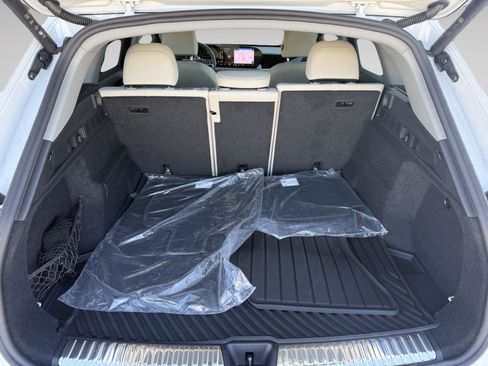 New 2025 Audi Q5 Premium image 18