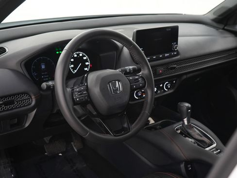 Used 2024 Honda HR-V Sport image 23