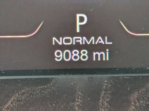 Used 2022 Maserati Quattroporte GT image 11