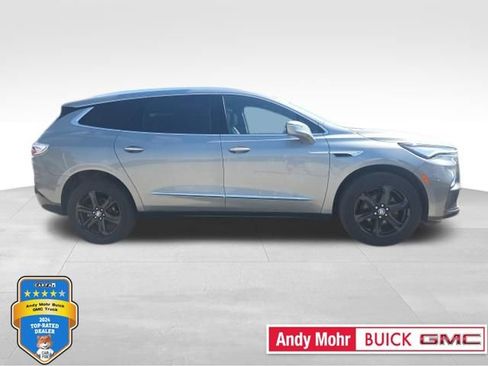 Used 2023 Buick Enclave Essence w/ Experience Buick Package FWD image 1