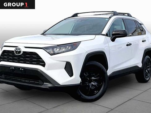 Used 2020 Toyota RAV4 LE w/ All Weather Liner Package FWD image 1