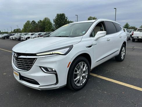 Certified 2023 Buick Enclave Premium w/ Experience Buick Package image 8