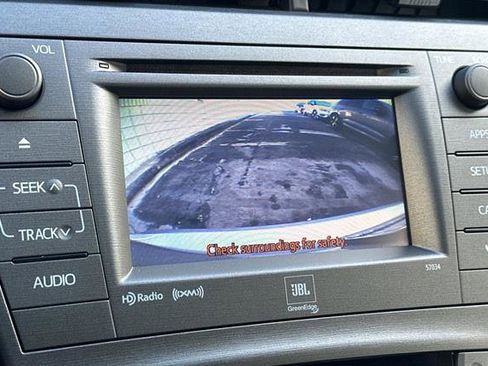 Used 2014 Toyota Prius Four image 20