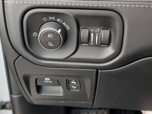 New 2026 RAM 1500 RHO w/ RHO Level 1 Equipment Group AWD/4WD image 15
