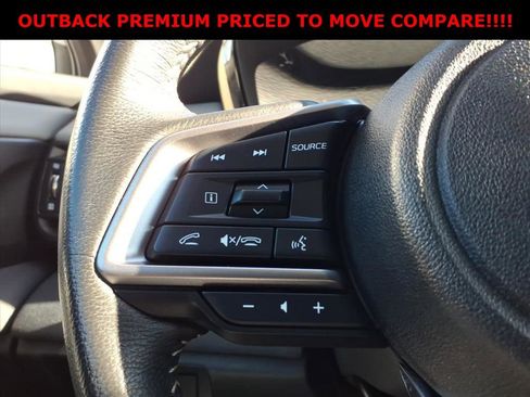 Used 2024 Subaru Outback Premium AWD/4WD image 18