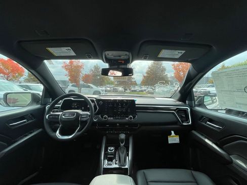 New 2026 GMC Canyon Elevation w/ Convenience Package image 28