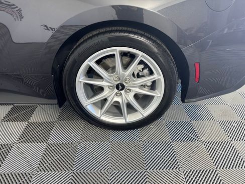 Used 2024 Ford Mustang GT Premium image 27