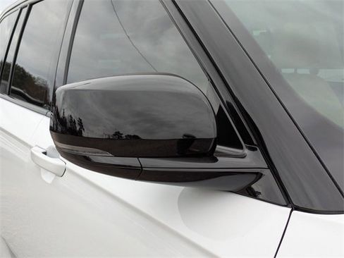 New 2025 Jeep Grand Cherokee Limited image 12