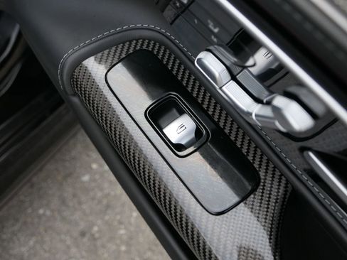 Used 2023 Mercedes-Benz SL 63 AMG 4MATIC w/ Driver Assistance Package image 26