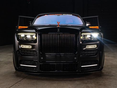 Used 2024 Rolls-Royce Phantom Sedan RWD image 7