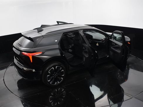 New 2025 Chevrolet Blazer EV RS image 38