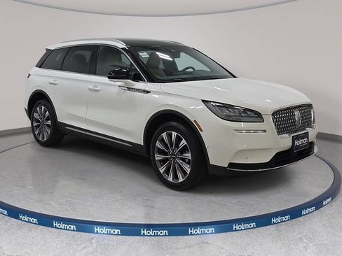 Used 2022 Lincoln Corsair Reserve w/ Equipment Group 201A AWD/4WD image 3