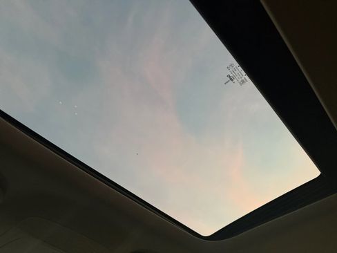 Used 2016 Lincoln MKC Reserve image 19