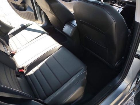 Used 2024 Volkswagen Jetta SE image 21